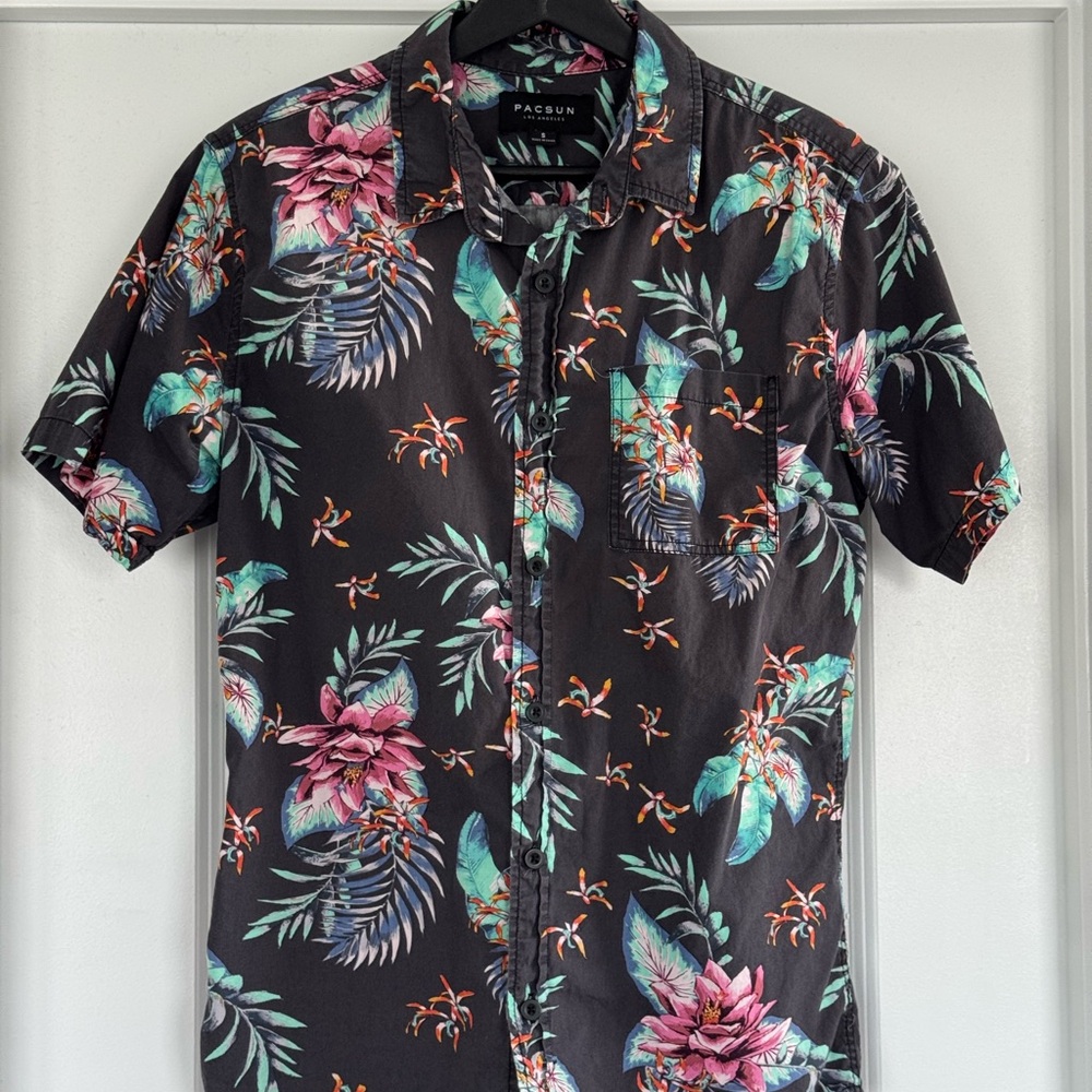 PacSun Men's Tropical Floral Shirt - Black and Pink